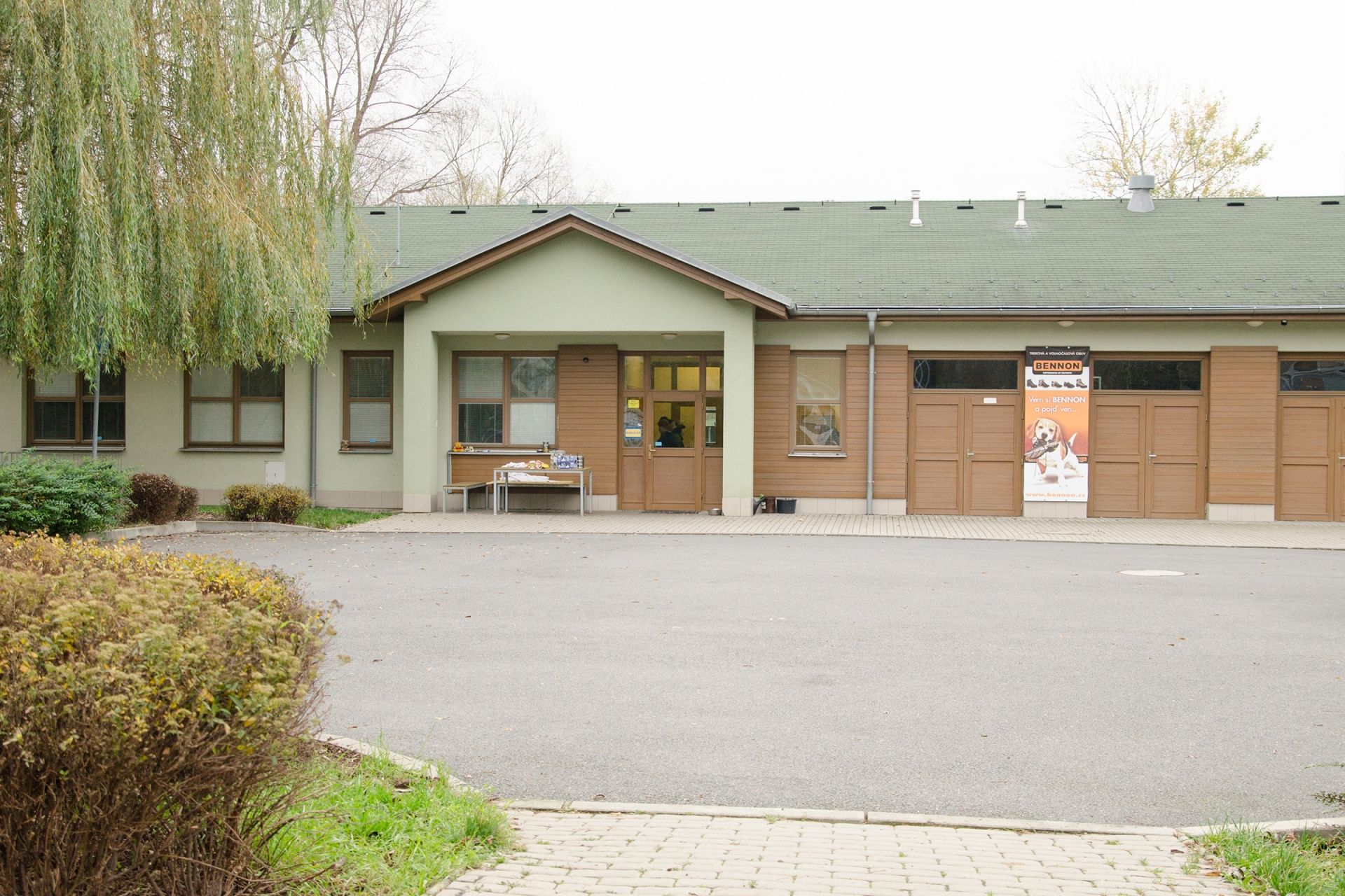 budova1-men%C5%A1%C3%AD